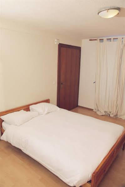 Apartahotel Dizerens 3*