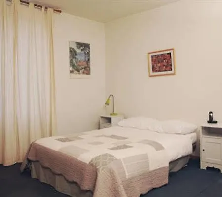 Appart'hotel Dizerens 3*